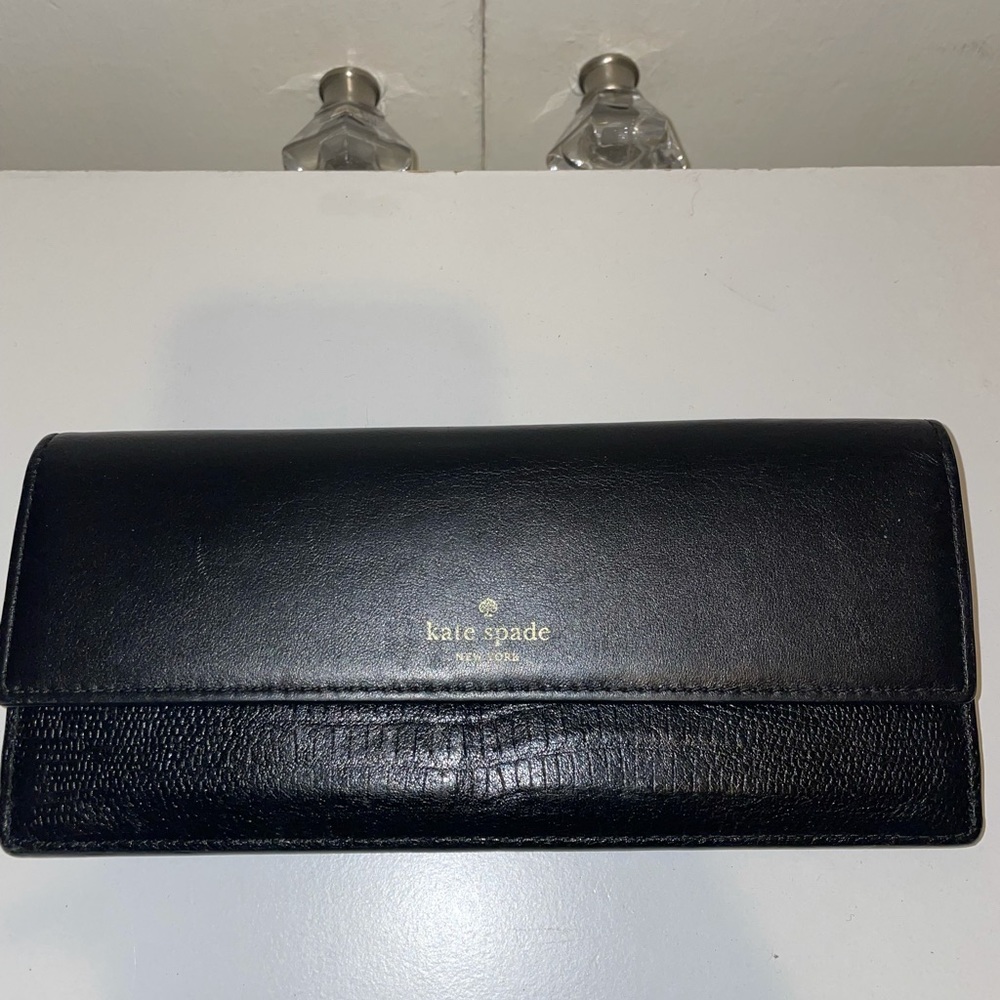 Kate spade wallet black